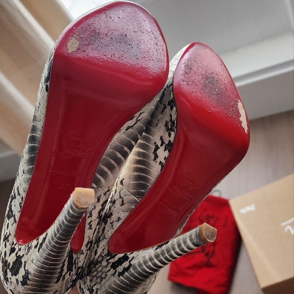 Christian Louboutin Very Prive 120 in 37 - Picture 3 of 5